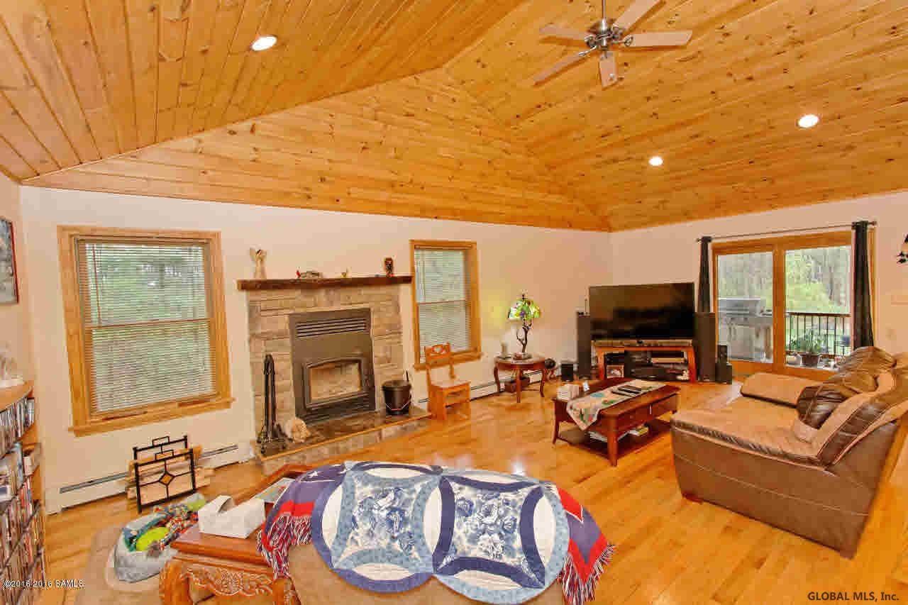 157 Blanchard Road Moreau, NY 12831 - Photo 3 of 29 Photo 3