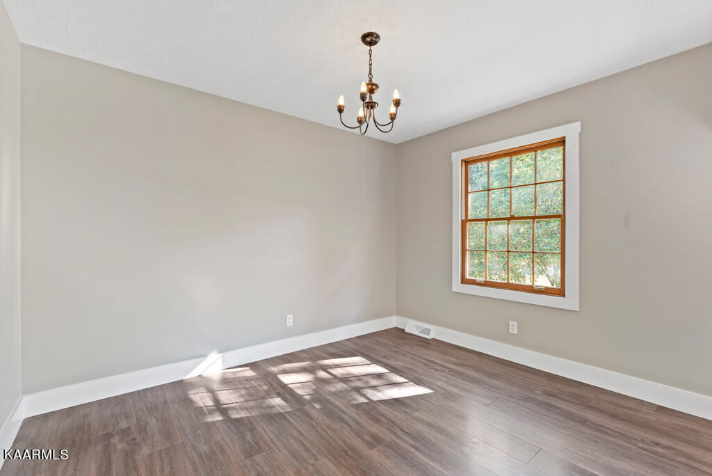 945 Corning Road Knoxville, TN 37923 - Photo 7 of 30 945 Corning Rd 37923 DR