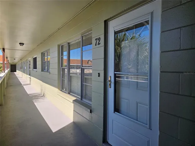 $1,800 | 2448 Columbia Drive, Unit 72, Clearwater, FL 33763