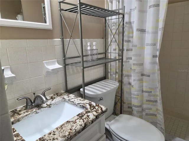 $1,800 | 2448 Columbia Drive, Unit 72, Clearwater, FL 33763