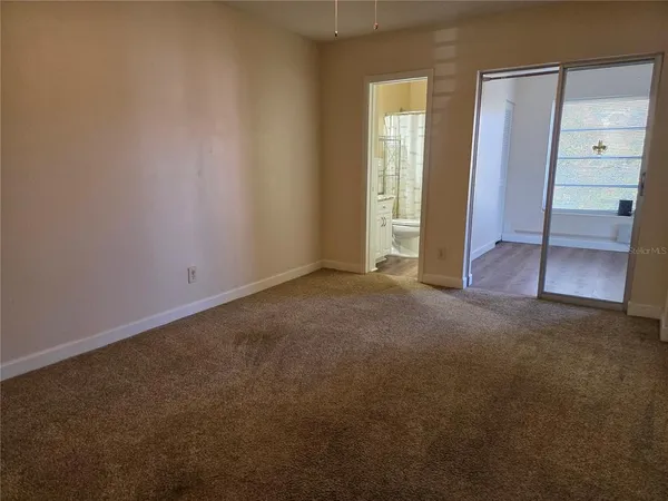 $1,800 | 2448 Columbia Drive, Unit 72, Clearwater, FL 33763