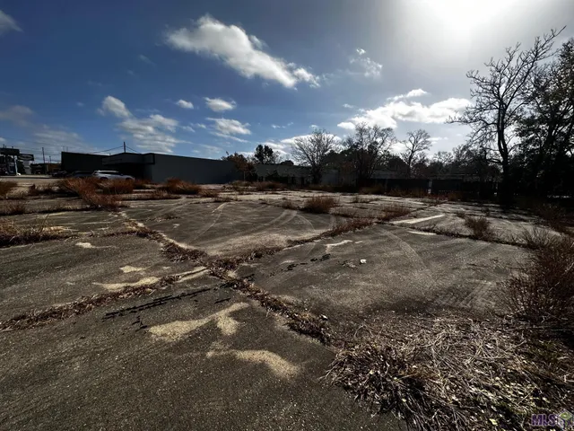 $125,000 | 6166 Florida Boulevard, Baton Rouge, LA 70806