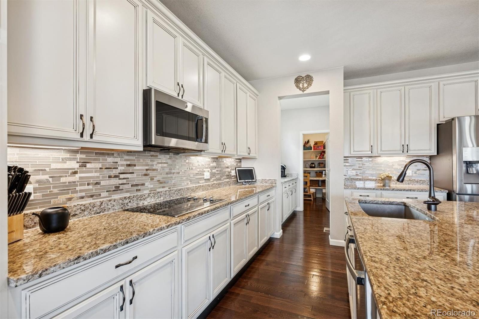 17103 Inca Street Broomfield, CO 80023 - Photo 5 of 40