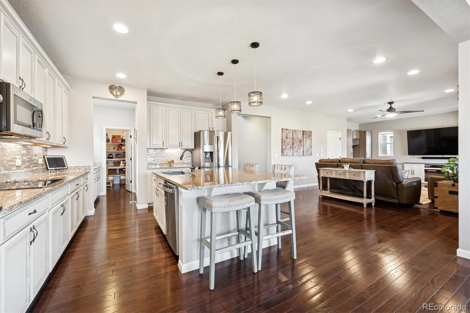 17103 Inca Street Broomfield, CO 80023 - Photo 6 of 40