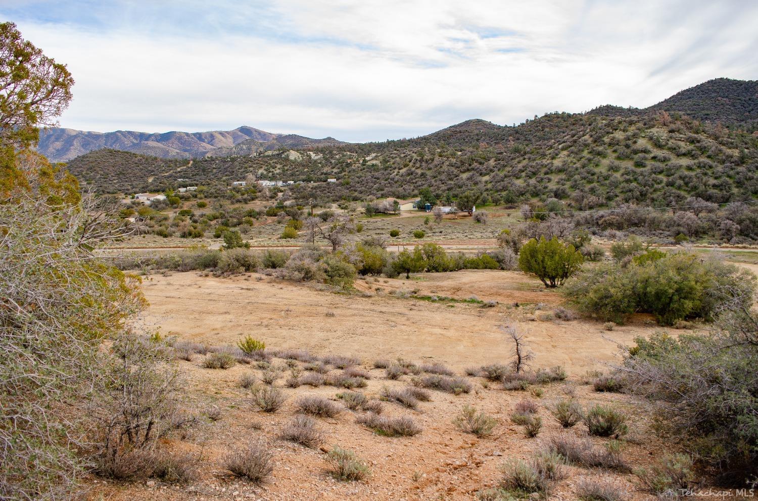 1 Umtali Road Tehachapi, CA 93561 - Photo 4 of 16 Gallery Image 4