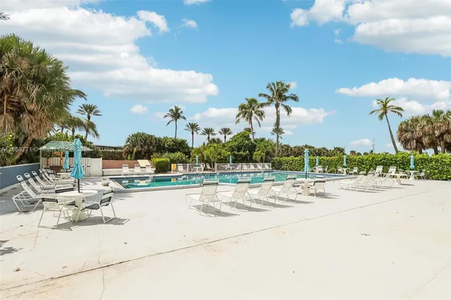 $4,800 | 10851 South Ocean Drive, Unit 135, Jensen Beach, FL 34957