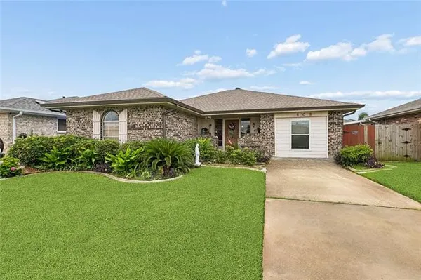 $250,000 | 909 Libra Lane, Kenner, LA 70065