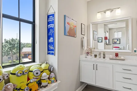 $799,900 | 2 Prestonwood Cove, Lakeway, TX 78734