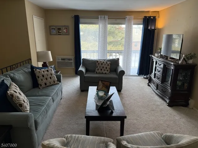 $1,800 | 534 Andria Avenue, Unit 268, Hillsborough, NJ 08844