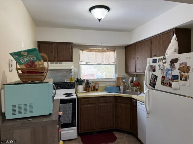 $1,800 | 534 Andria Avenue, Unit 268, Hillsborough, NJ 08844