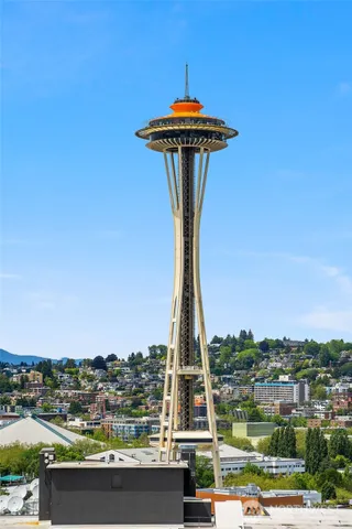 a picture of city view