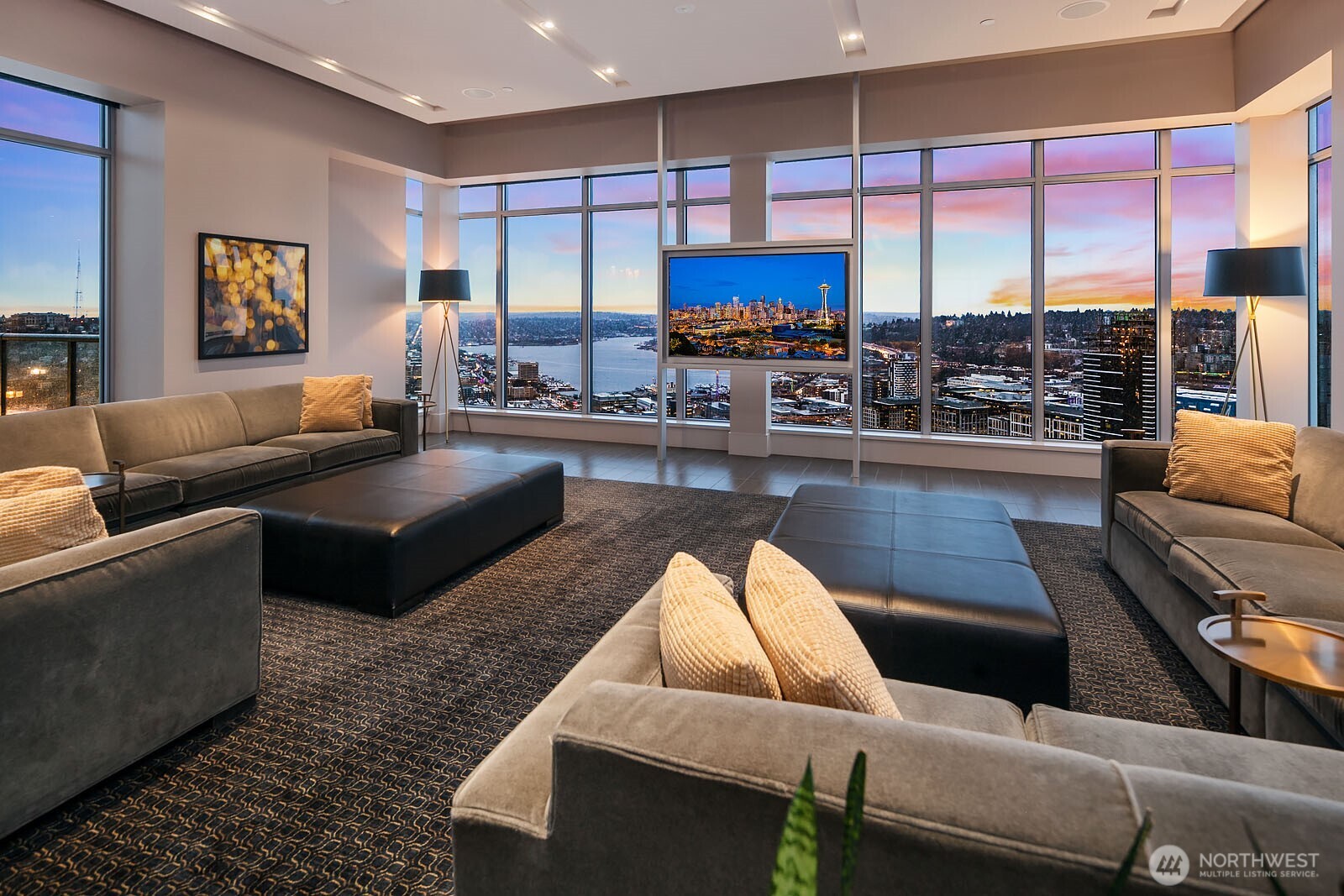 583 Battery Street, Unit 2205N Seattle, WA 98121 - Photo 26 of 28