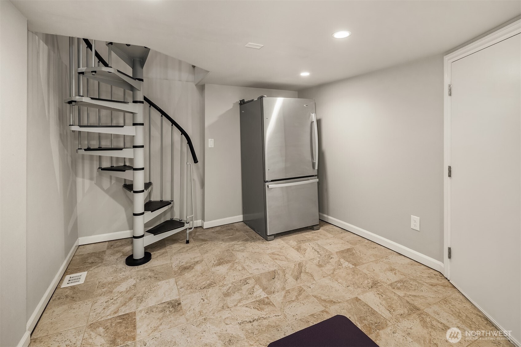3257 37th Avenue Southwest Seattle, WA 98126 - Photo 26 of 40 a view of a room with gym equipment