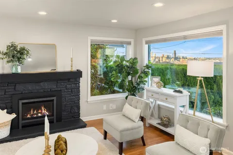 $1,149,000 | 3257 37th Avenue Southwest, Seattle, WA 98126