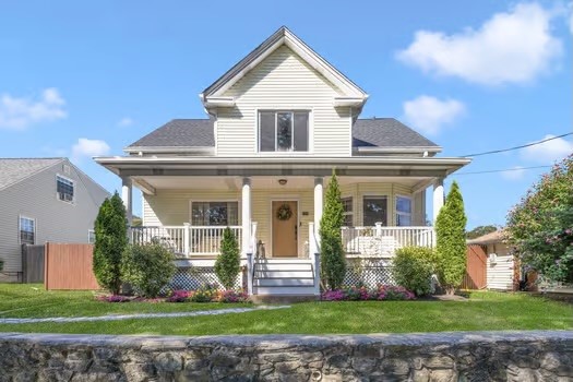10 South Long Street Johnston, RI 02919 - Photo 1 of 47