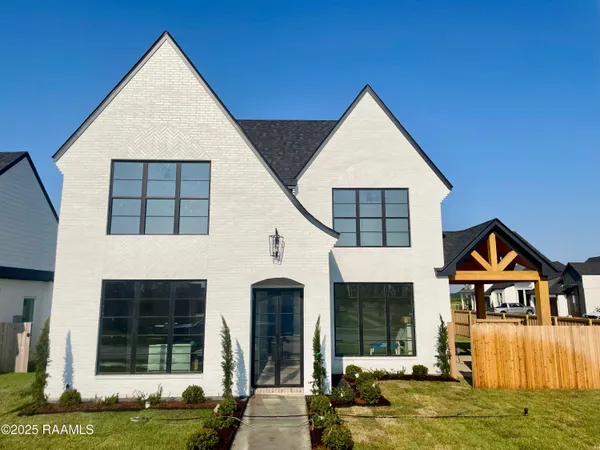 $725,000 | 100 Travellers Palm, Youngsville, LA 70592