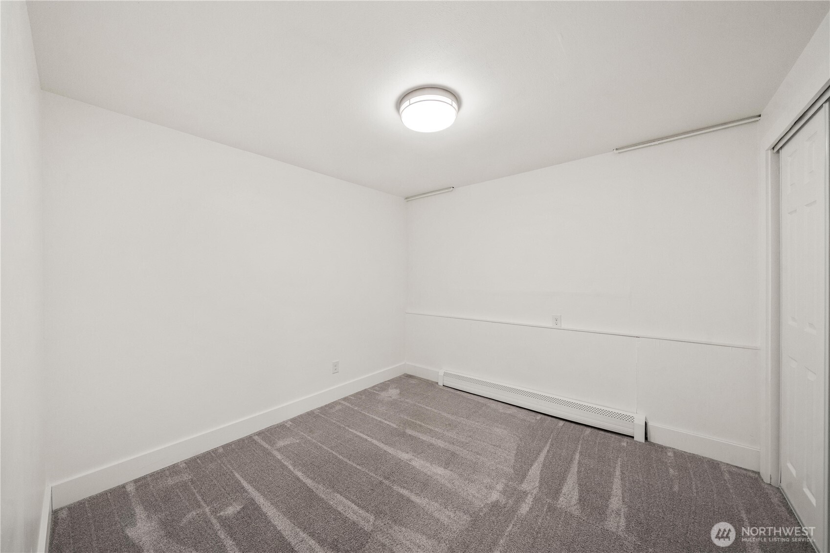 114 Southwest 313th Street Federal Way, WA 98023 - Photo 22 of 40 a view of an empty room