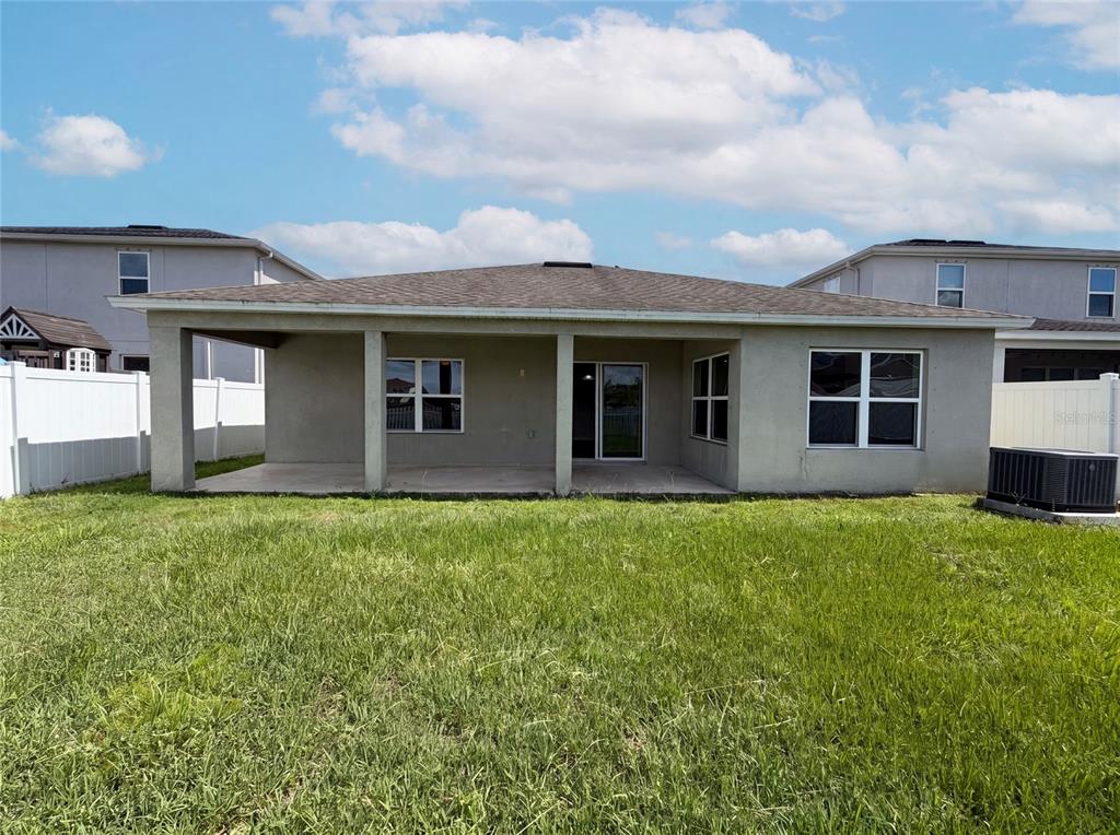 11534 Brighton Knoll Loop Riverview, FL 33579 - Photo 5 of 30