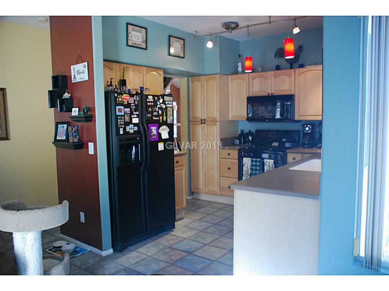 62 Reflections Road Henderson, NV 89074 - Photo 4 of 20 Kitchen.