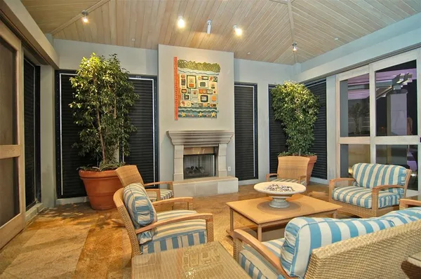 $12,000 | 50 Central Avenue, Unit 14B, Sarasota, FL 34236