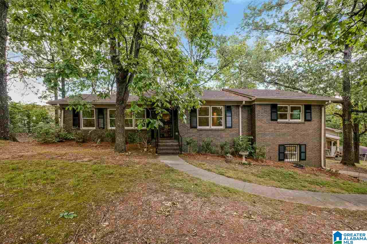 208 29th Avenue Northwest Center Point, AL 35215 - Photo 4 of 27
