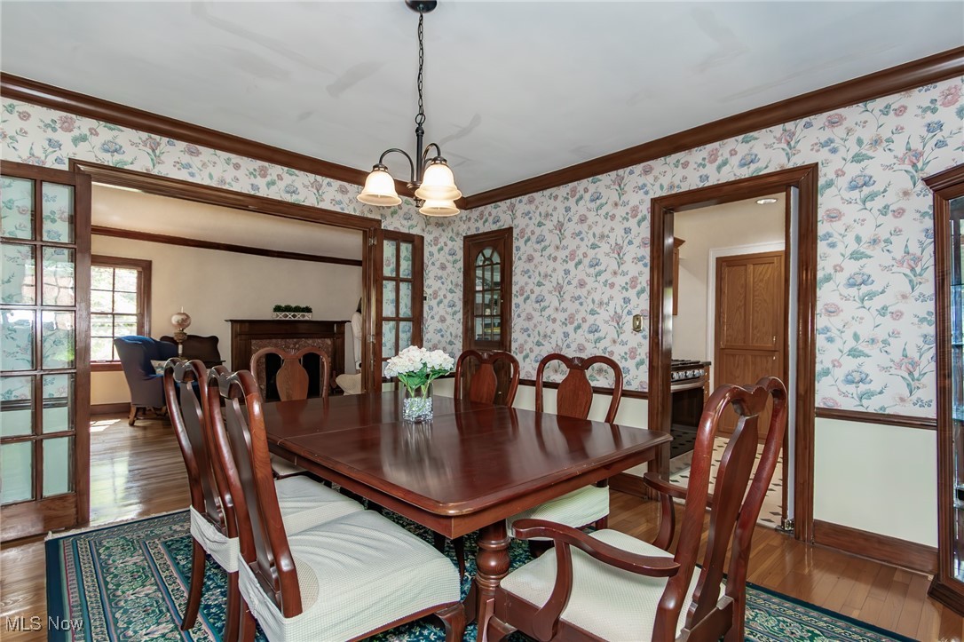 3336 Daleford Road Cleveland, OH 44120 - Photo 9 of 49 Beautiful Harwood Floors!