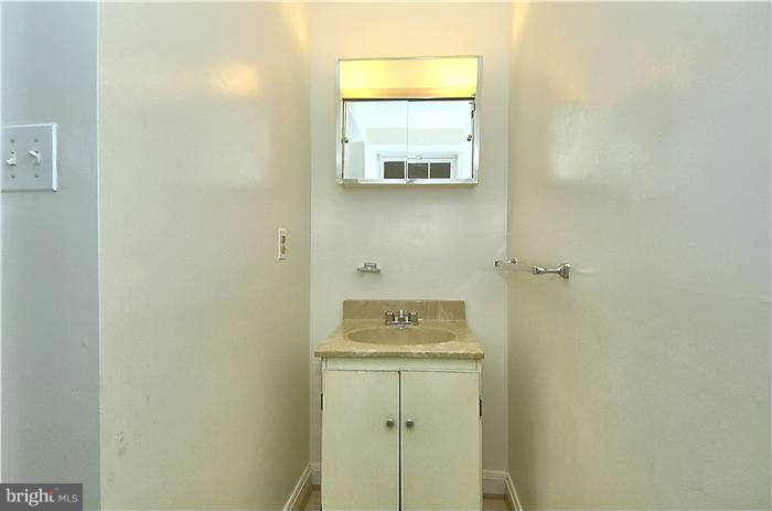 8661 Geren Road, Unit 266 Silver Spring, MD 20901 - Photo 22 of 30 Lower Level 1/2 Bath