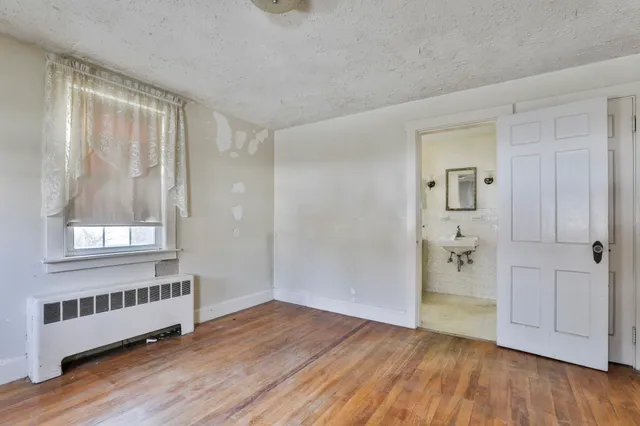 $359,900 | 112 Mammoth Road, Manchester, NH 03103