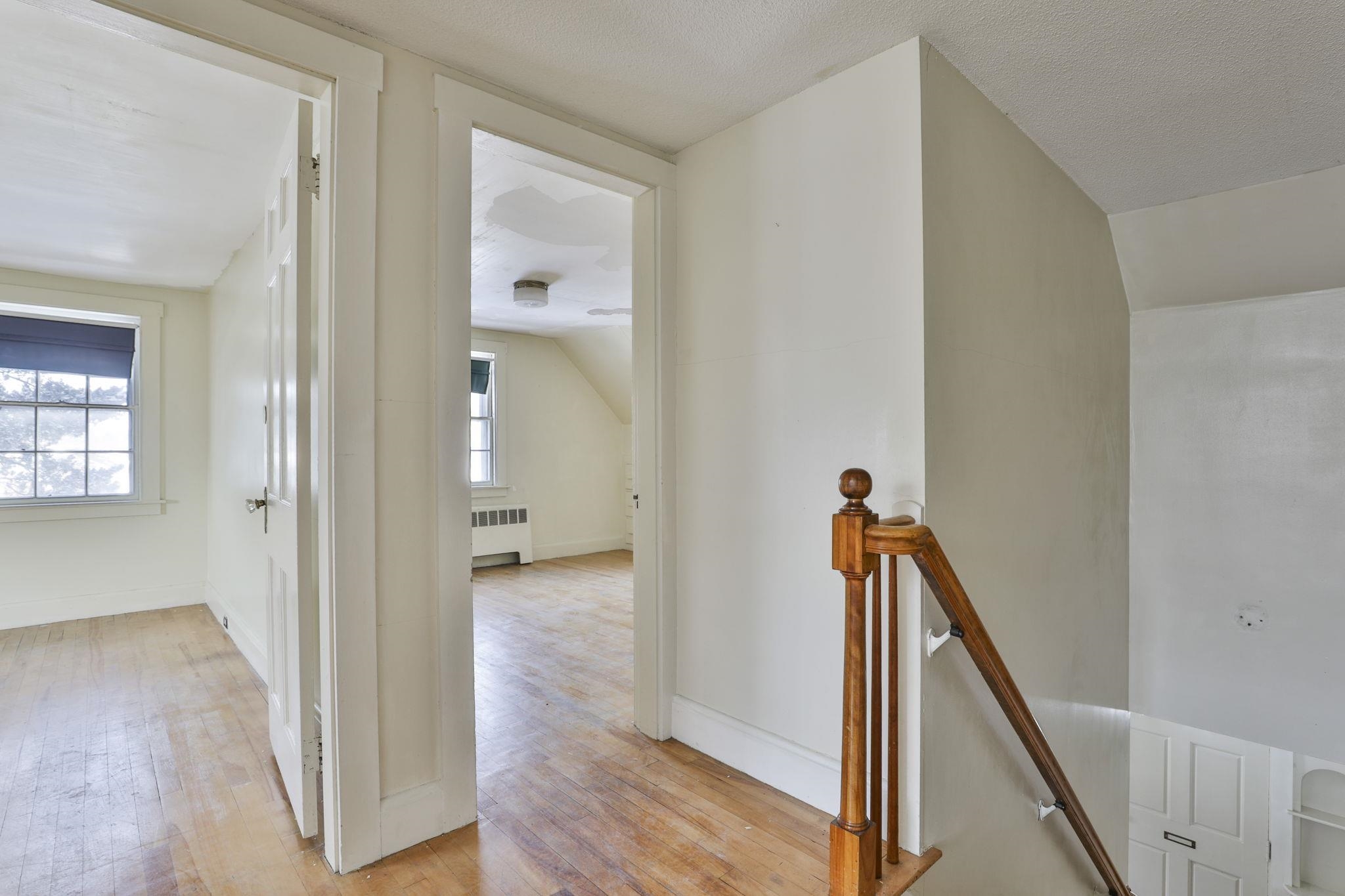 112 Mammoth Road Manchester, NH 03103 - Photo 22 of 31