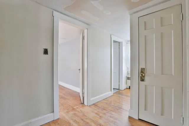 $359,900 | 112 Mammoth Road, Manchester, NH 03103