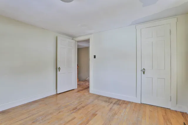 $359,900 | 112 Mammoth Road, Manchester, NH 03103