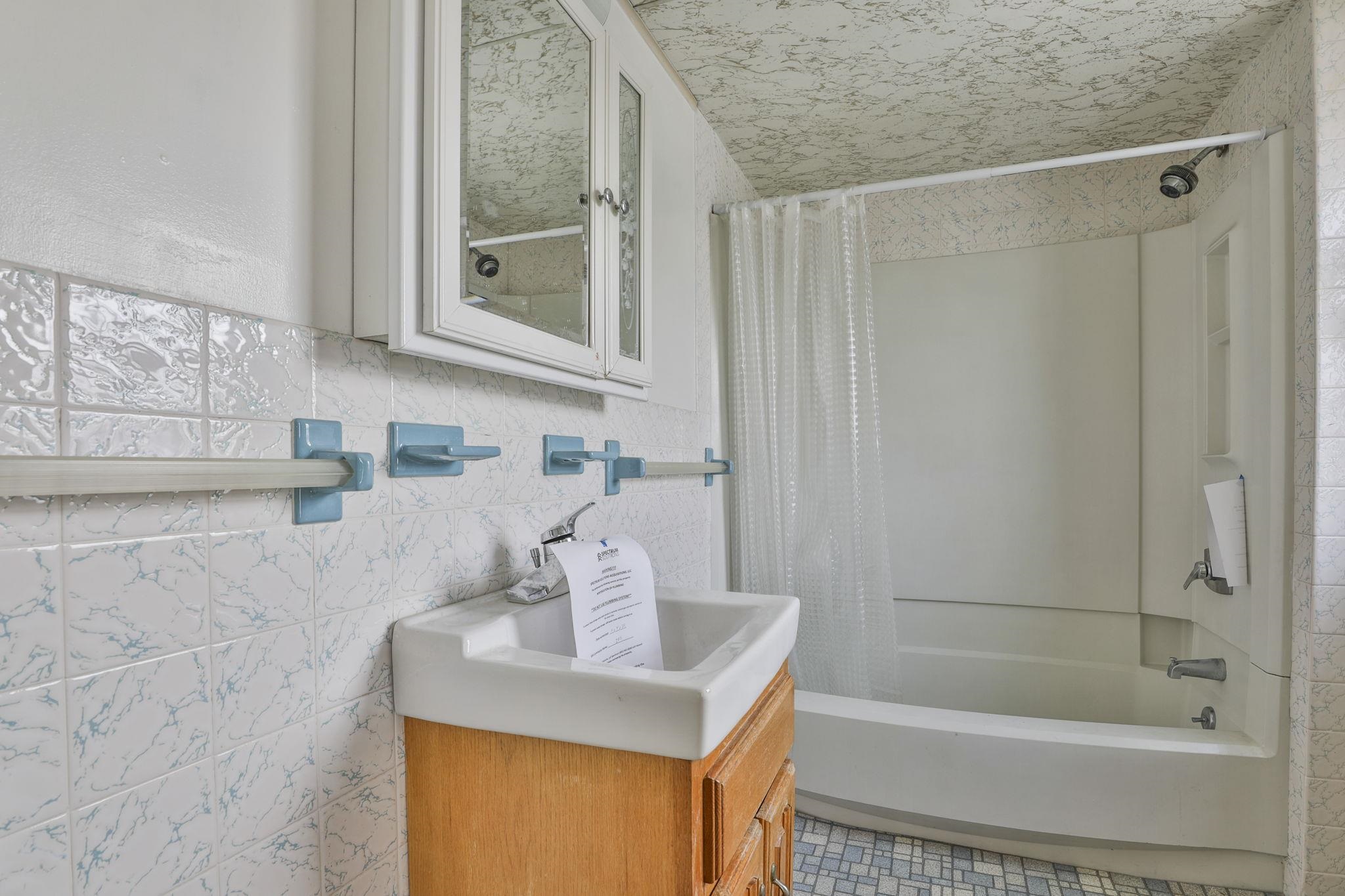 112 Mammoth Road Manchester, NH 03103 - Photo 31 of 31