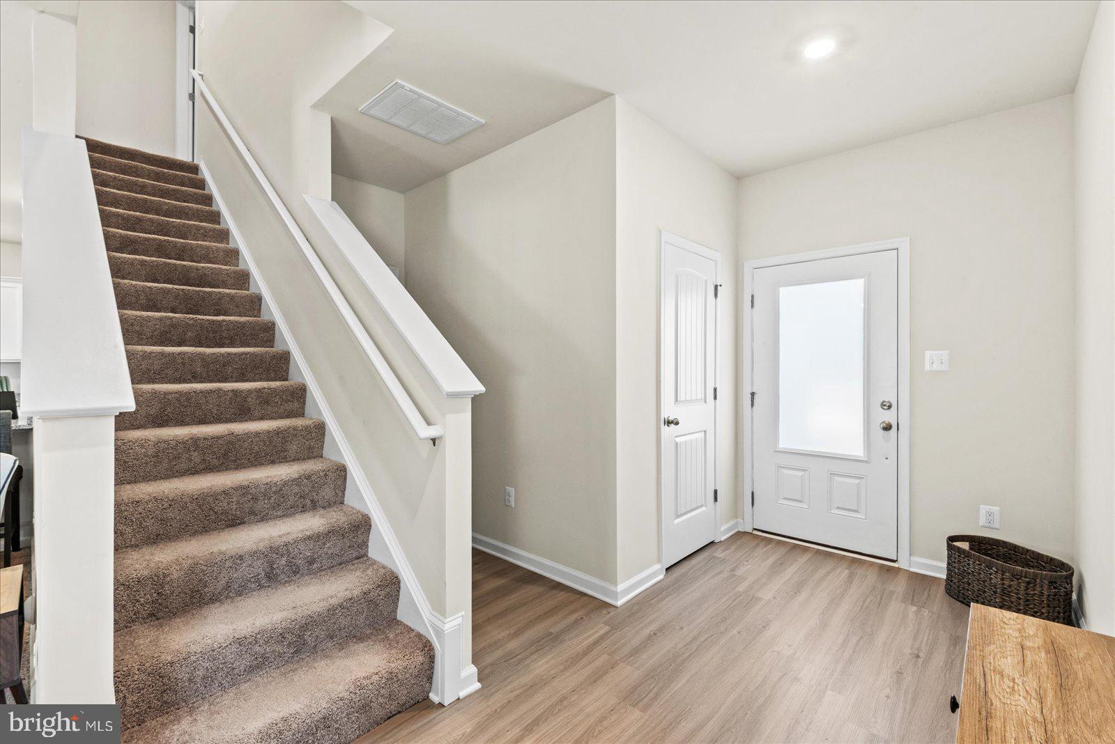 17244 George Ruffin Road Rockville, MD 20850 - Photo 7 of 40 Gallery Image 7