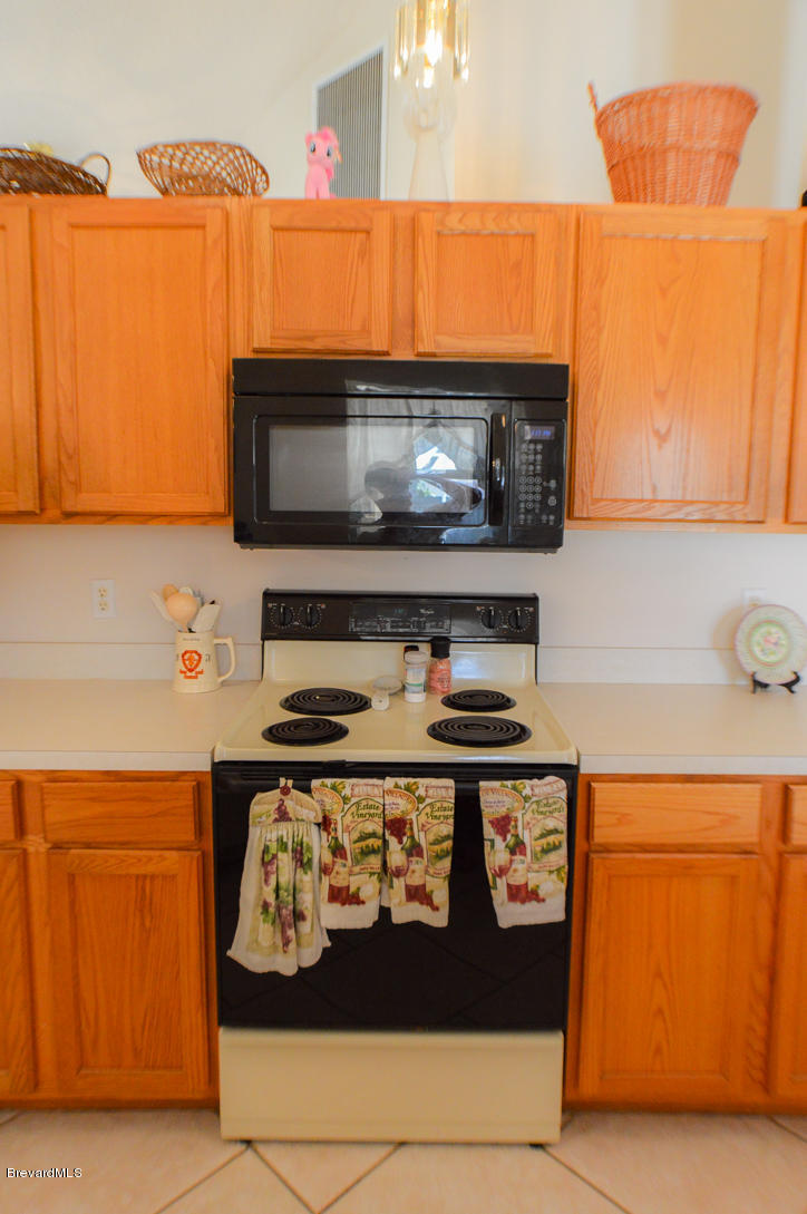 1918 Blue Ridge Avenue Melbourne, FL 32935 - Photo 14 of 44 Kitchen (6)