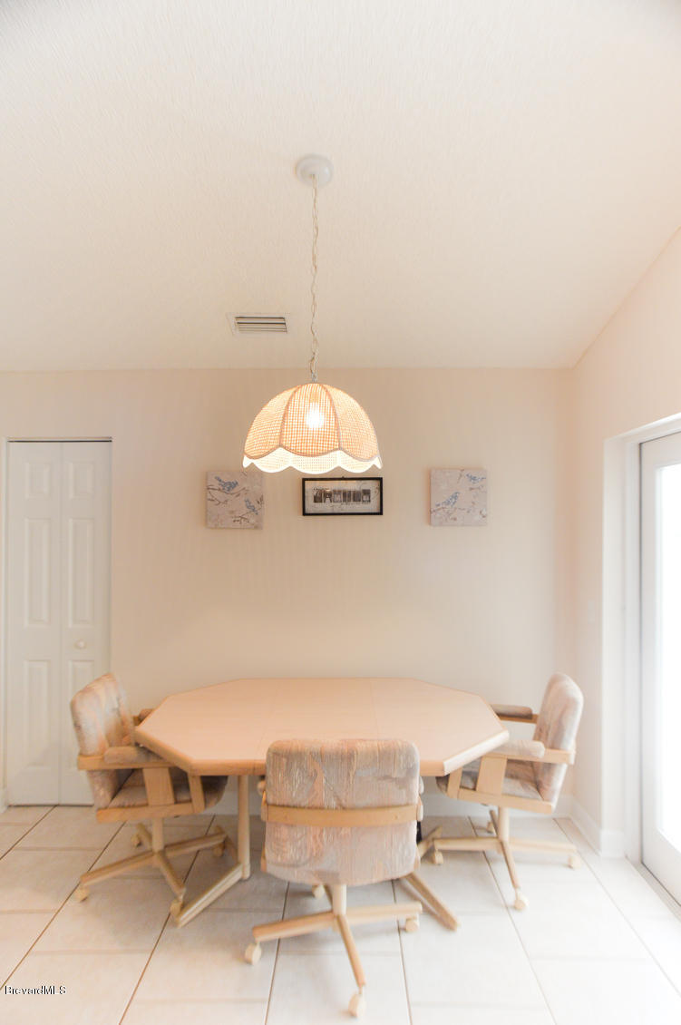 1918 Blue Ridge Avenue Melbourne, FL 32935 - Photo 20 of 44 Breakfast Nook