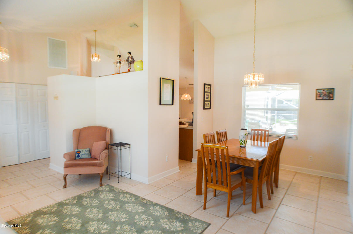 1918 Blue Ridge Avenue Melbourne, FL 32935 - Photo 9 of 44 Entrance & Dining Room (3)