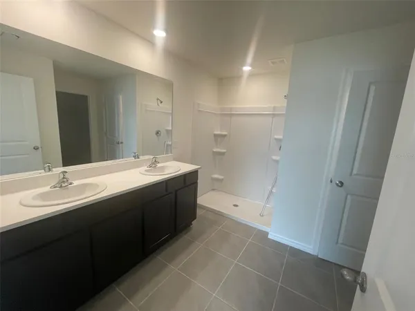 $2,200 | 24831 Northwest 17th Lane, Newberry, FL 32669