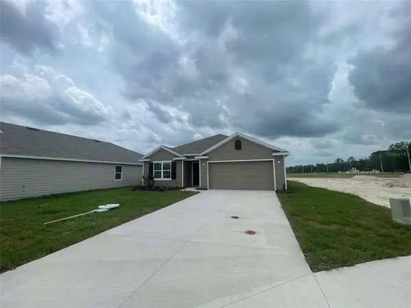 $2,200 | 24831 Northwest 17th Lane, Newberry, FL 32669