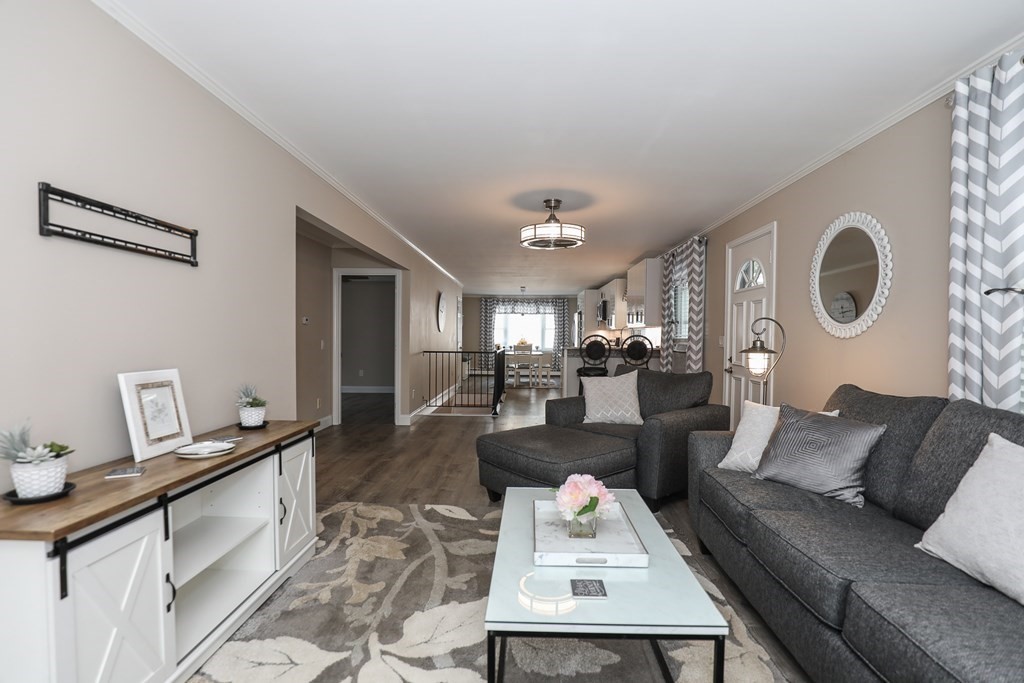 45 Mitchell Street Manchester, NH 03103 - Photo 11 of 32 Gallery Image 11
