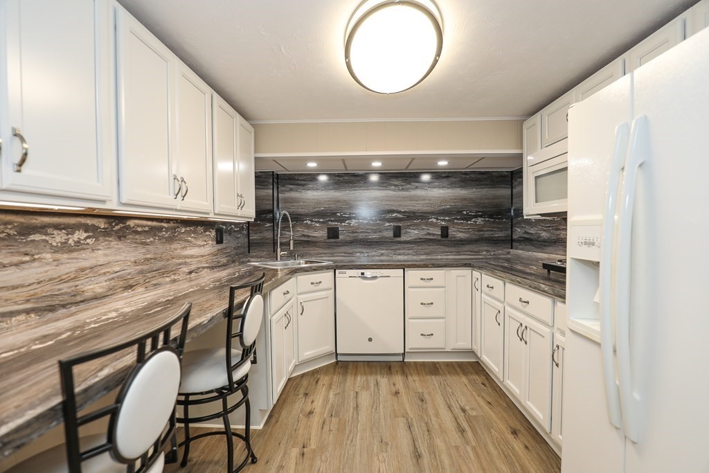 45 Mitchell Street Manchester, NH 03103 - Photo 23 of 32 Gallery Image 23
