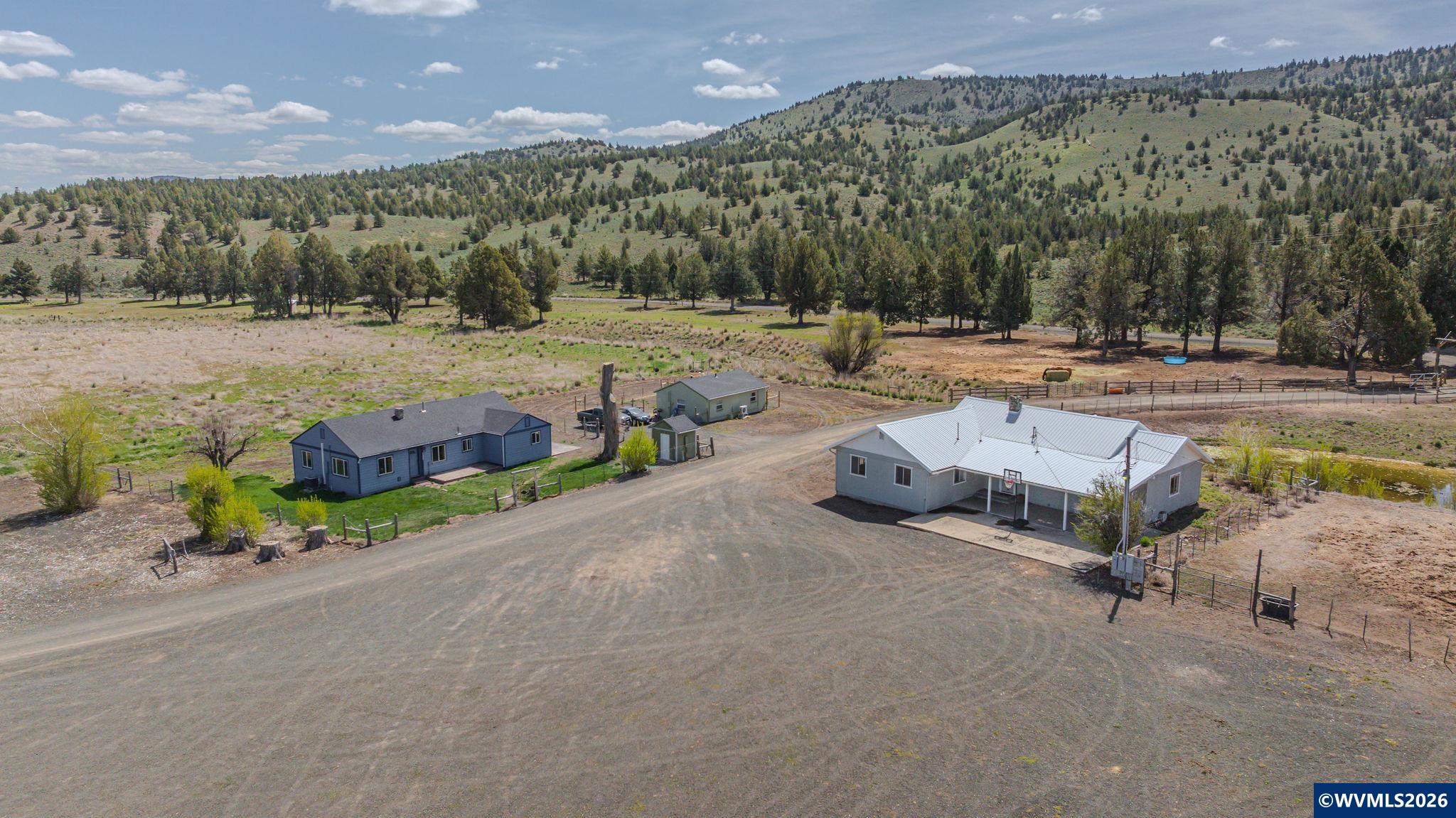 41225 Southeast Van Lake Road Prineville, OR 97754 - Photo 27 of 49