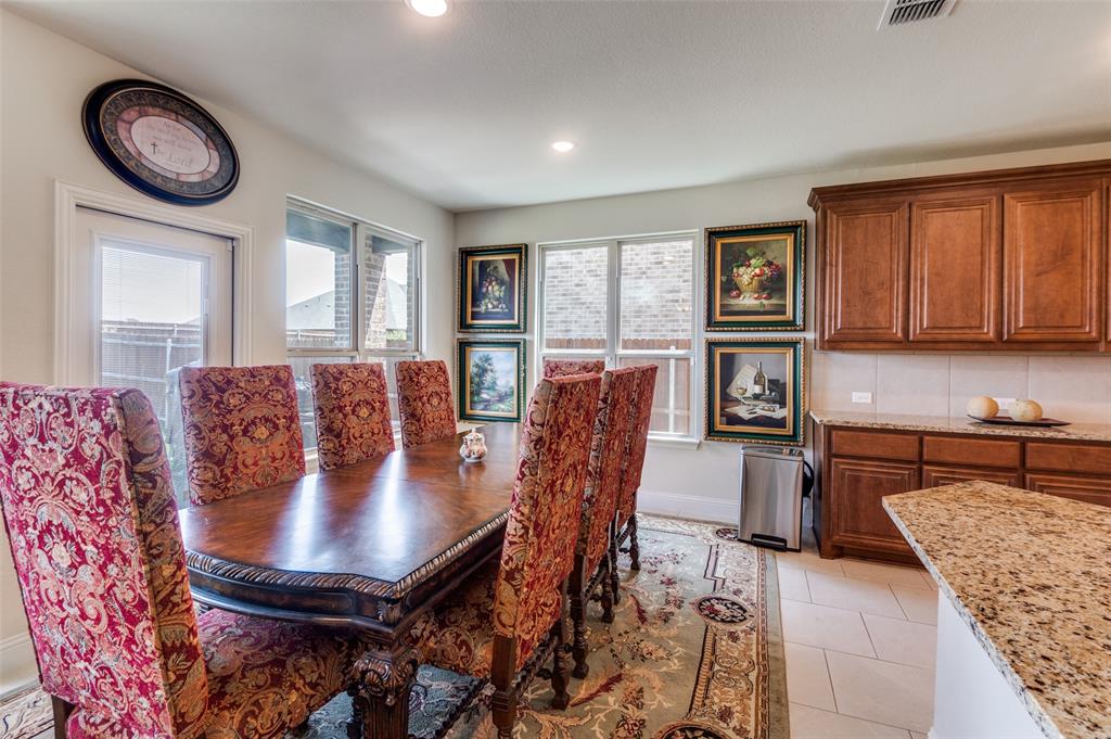 3822 Myrtle Way Kaufman, TX 75142 - Photo 14 of 39 a view of a dining room with furniture