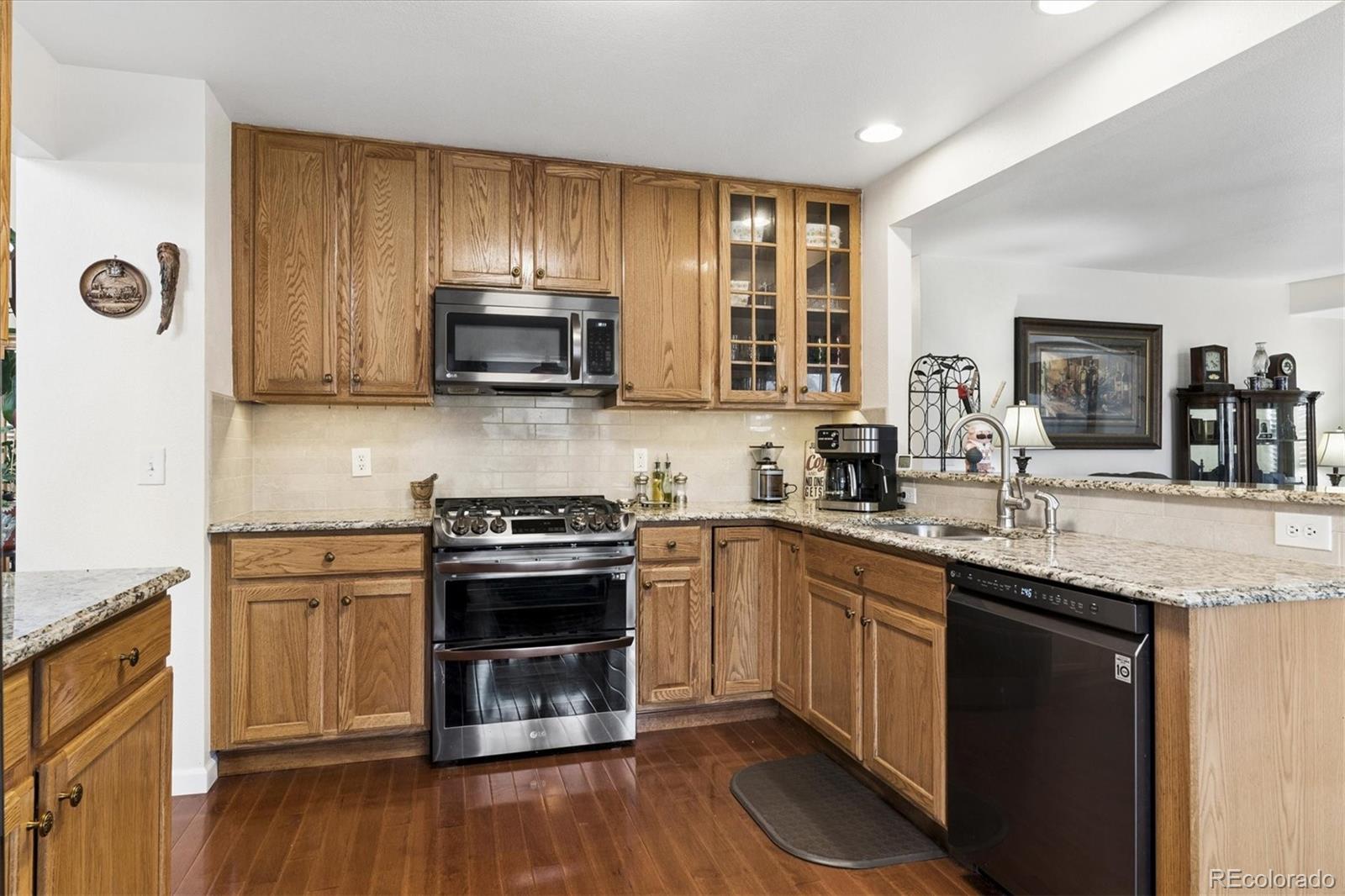 9064 Goosander Way Littleton, CO 80126 - Photo 13 of 33