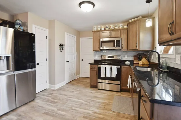 $1,850 | 505 Lucky Lane, Clarksville, TN 37042