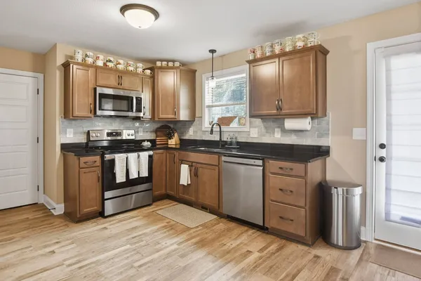 $1,850 | 505 Lucky Lane, Clarksville, TN 37042