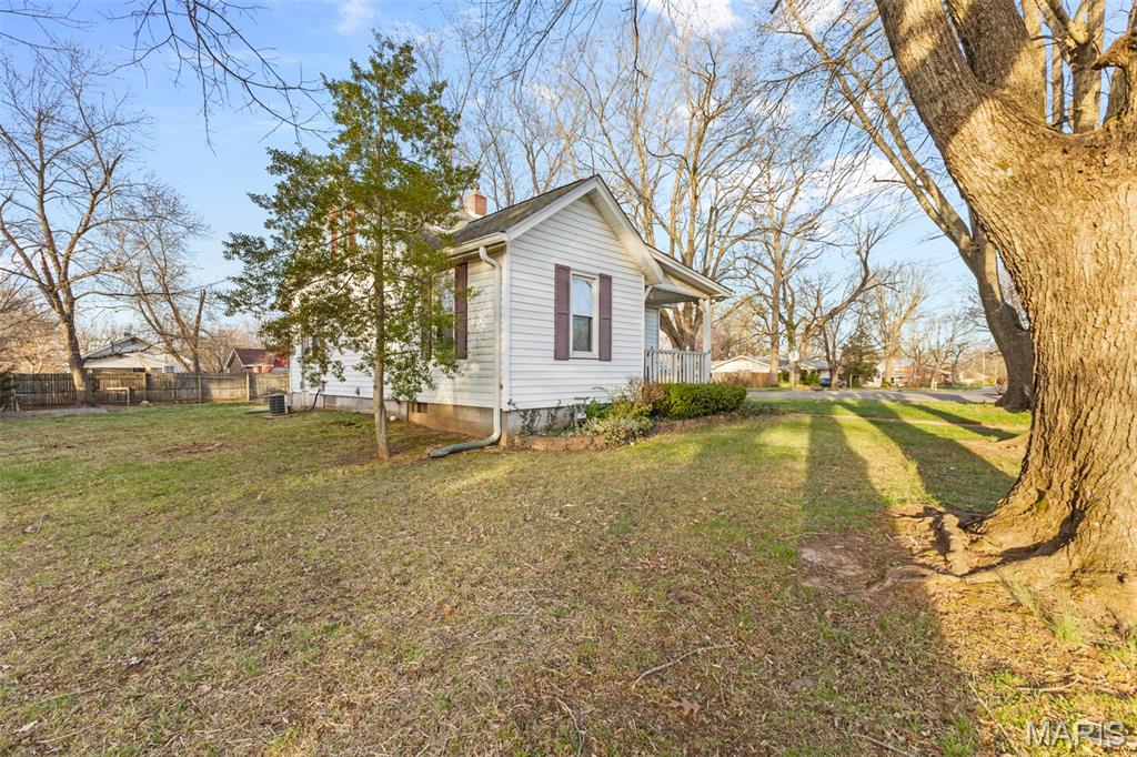 301 7th Street Farmington, MO 63640 - Photo 2 of 21