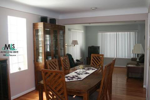 2524 West Webster Road Royal Oak, MI 48073 - Photo 6 of 12 491728-5.JPG