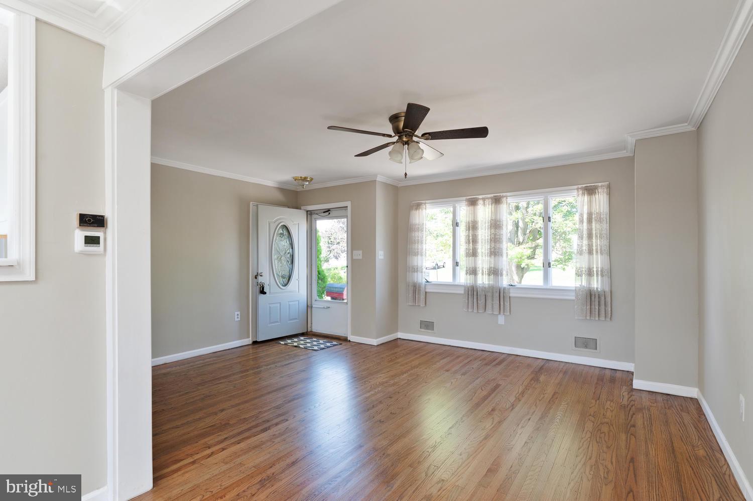 10 Hempstead Road Hamilton, NJ 08610 - Photo 6 of 28 Gallery Image 6