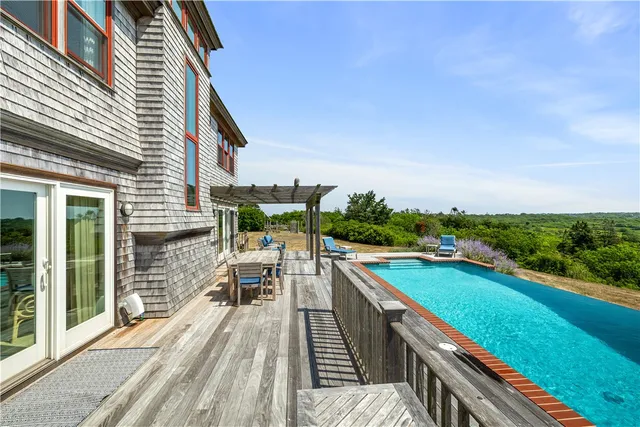 $5,250,000 | 1328 Cooneymus Road, Block Island, RI 02807