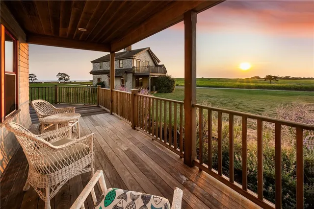 $5,250,000 | 1328 Cooneymus Road, Block Island, RI 02807